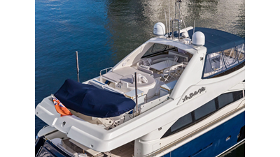 2006 FERRETTI YACHTS 830 - photo 14