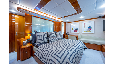 2006 FERRETTI YACHTS 830 - photo 46