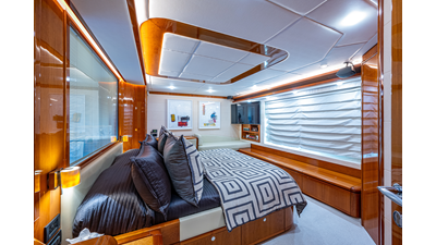 2006 FERRETTI YACHTS 830 - photo 47