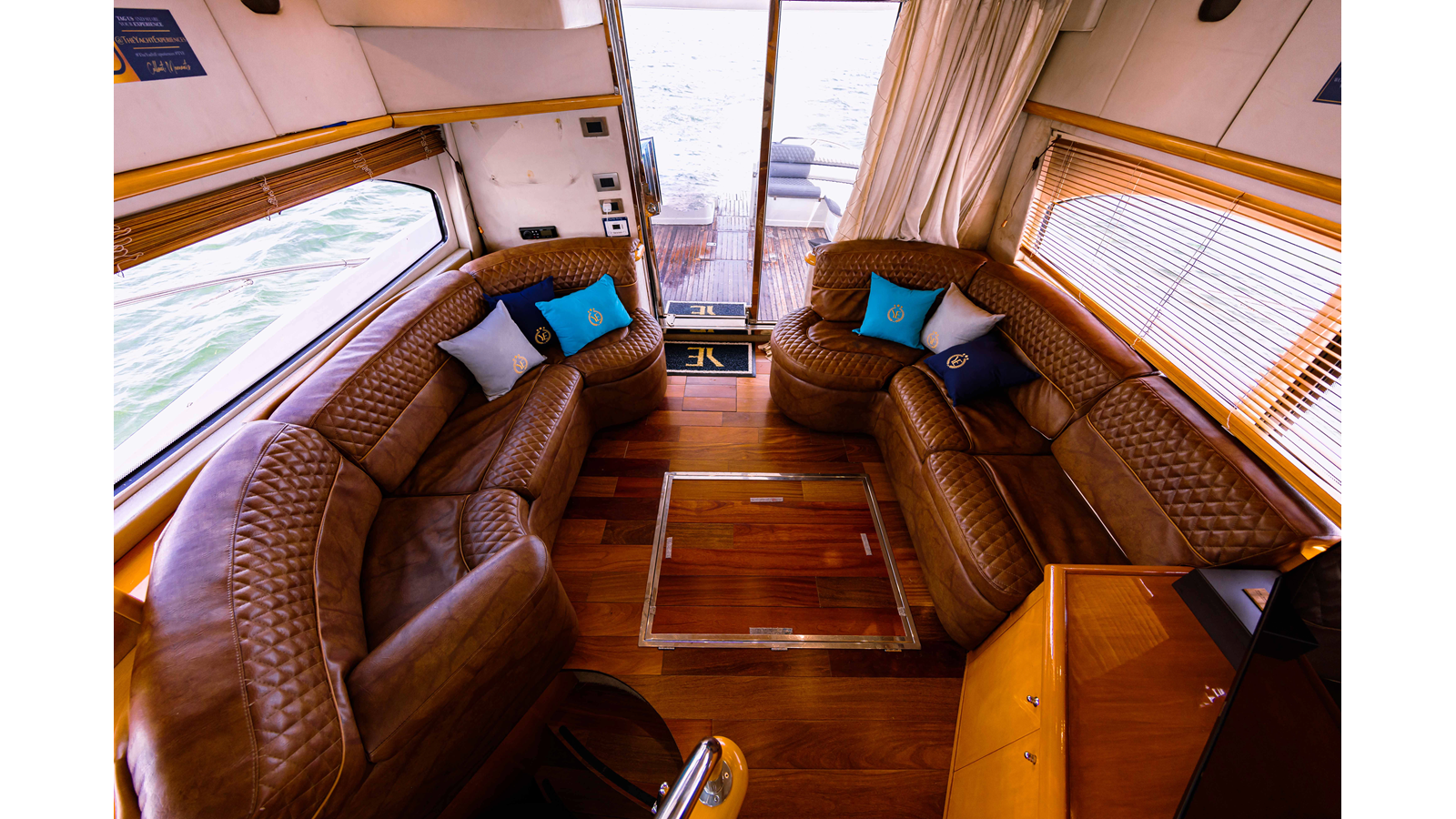 LA MORE — 2003 Sunseeker Manhattan 56 — fotoğraf 2