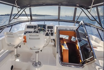 2000 SYMBOL 50 Pilothouse - photo 18