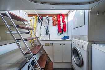2005 PACIFIC MARINER 65ft 2005 Pacific Mariner Diamond  - photo 16