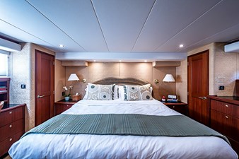 2005 PACIFIC MARINER 65ft 2005 Pacific Mariner Diamond  - photo 67