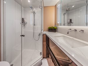 2024 OCEAN ALEXANDER 28E - photo 37
