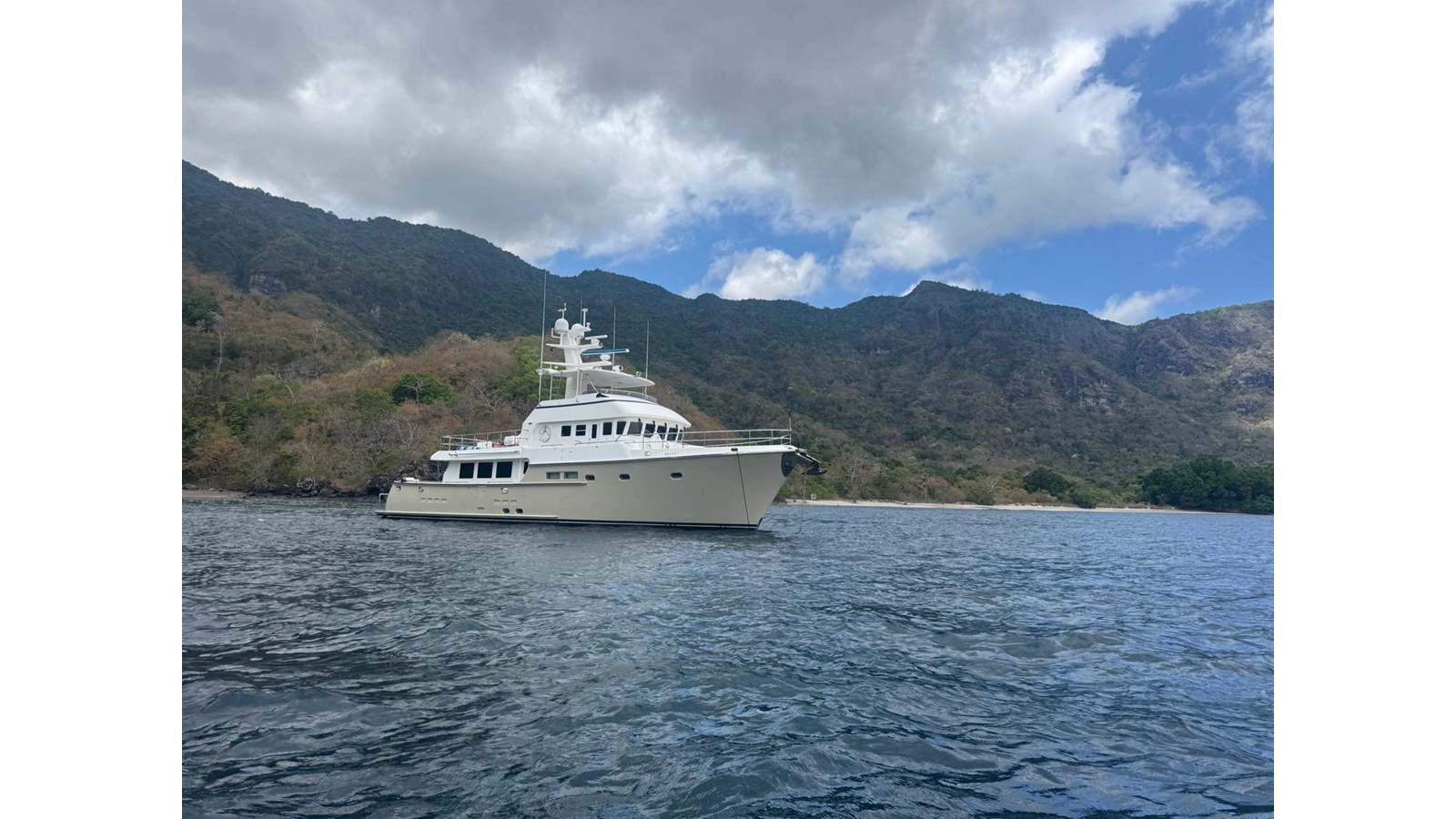 Spirit of Ulysses — 2007 Nordhavn 76 — fotoğraf 2