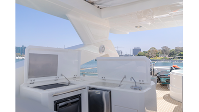 2011 SUNSEEKER 88 Yacht - photo 32