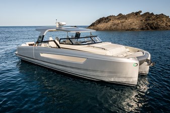 2027 YOT POWER CATAMARANS YOT 36 - photo 18