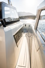2027 YOT POWER CATAMARANS YOT 36 - photo 22