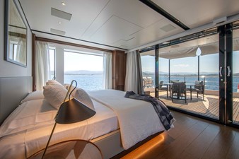 2025 BENETTI YACHTS B.Yond 37M - photo 9