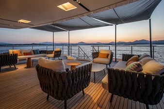 2025 BENETTI YACHTS B.Yond 37M - photo 33