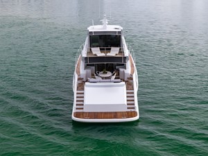 2022 WARREN YACHTS 87 Skylounge Motor Yacht - photo 5