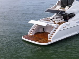2022 WARREN YACHTS 87 Skylounge Motor Yacht - photo 8
