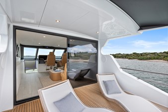 2022 WARREN YACHTS 87 Skylounge Motor Yacht - photo 39