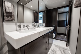 2025 SUNSEEKER 76 Yacht - photo 69