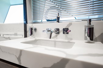 2025 SUNSEEKER 76 Yacht - photo 97