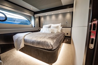 2025 SUNSEEKER 76 Yacht - photo 90