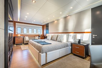 2015 OVERMARINE GROUP 132 - photo 23