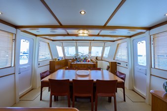 2003 NEW ENGLAND BOATWORKS Enclosed Raised Pilothouse - photo 14