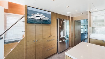 2016 HARGRAVE CUSTOM YACHTS Flybridge Motor Yacht - photo 13