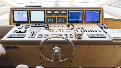 2016 HARGRAVE CUSTOM YACHTS Flybridge Motor Yacht - photo 18
