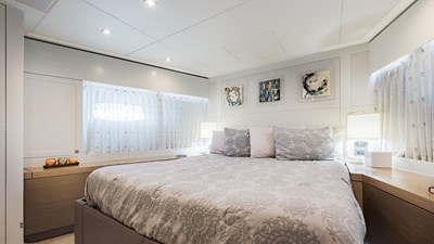 2016 HARGRAVE CUSTOM YACHTS Flybridge Motor Yacht - photo 26