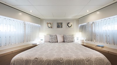 2016 HARGRAVE CUSTOM YACHTS Flybridge Motor Yacht - photo 27