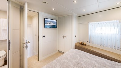 2016 HARGRAVE CUSTOM YACHTS Flybridge Motor Yacht - photo 28