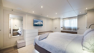 2016 HARGRAVE CUSTOM YACHTS Flybridge Motor Yacht - photo 43