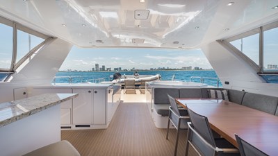 2016 HARGRAVE CUSTOM YACHTS Flybridge Motor Yacht - photo 65