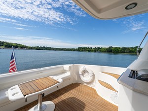 2010 SEA RAY 580 Sedan Bridge - photo 17