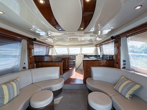 2010 SEA RAY 580 Sedan Bridge - photo 23