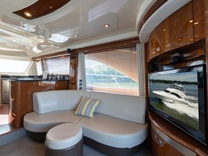 2010 SEA RAY 580 Sedan Bridge - photo 25