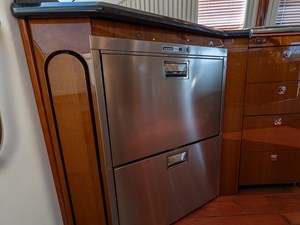 2010 SEA RAY 580 Sedan Bridge - photo 30