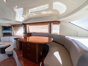 2010 SEA RAY 580 Sedan Bridge - photo 32