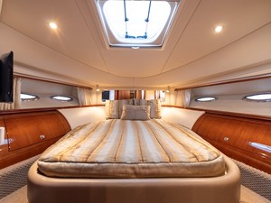 2010 SEA RAY 580 Sedan Bridge - photo 39