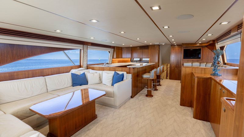 2016 Viking 80 Convertible 