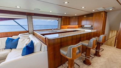2016 VIKING 80 Convertible - photo 9