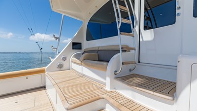 2016 VIKING 80 Convertible - photo 42