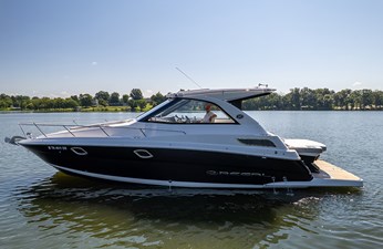 2019 REGAL 35 Sport Coupe - photo 10