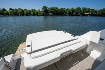 2019 REGAL 35 Sport Coupe - photo 12