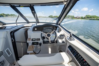 2019 REGAL 35 Sport Coupe - photo 24