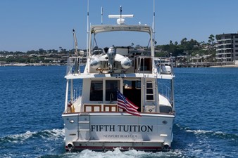 1989 OFFSHORE YACHTS Sedan - photo 4