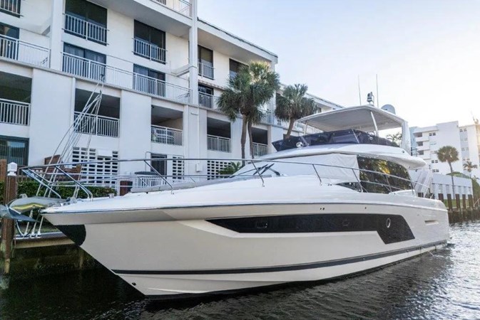 2020 PRESTIGE YACHTS 590
