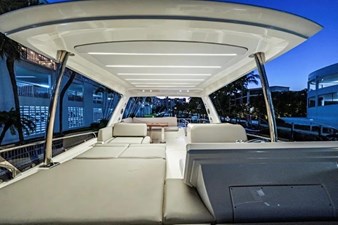 2020 PRESTIGE YACHTS 590 - photo 11
