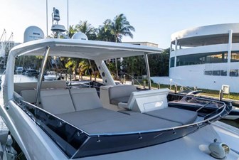 2020 PRESTIGE YACHTS 590 - photo 12