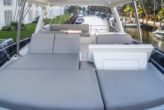 2020 PRESTIGE YACHTS 590 - photo 13