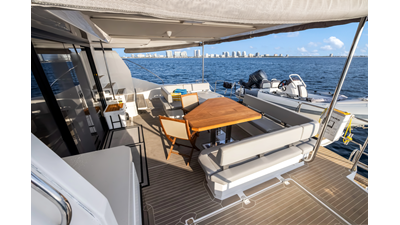 2021 LEOPARD 53 Powercat - photo 11