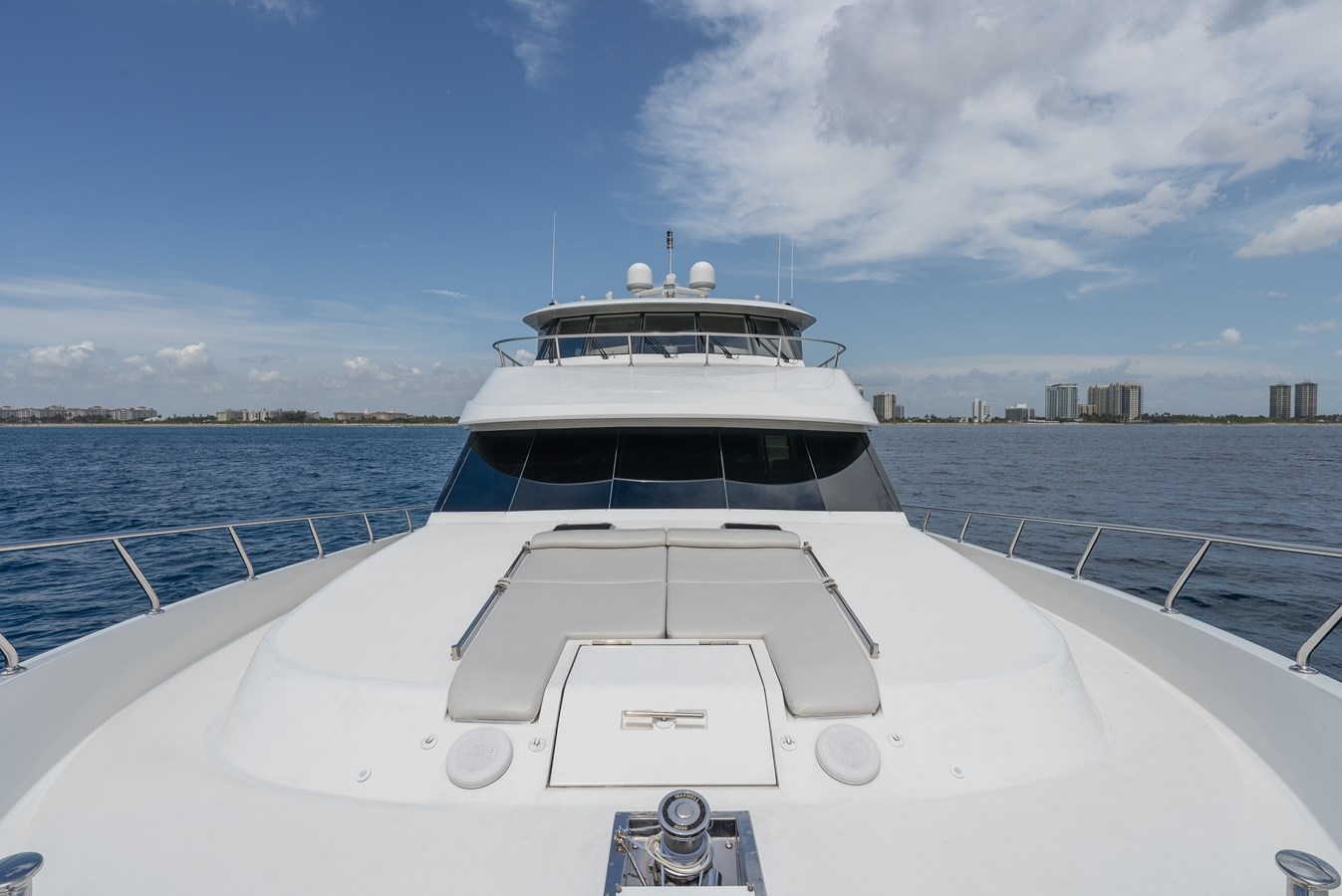 90' Ocean Alexander 