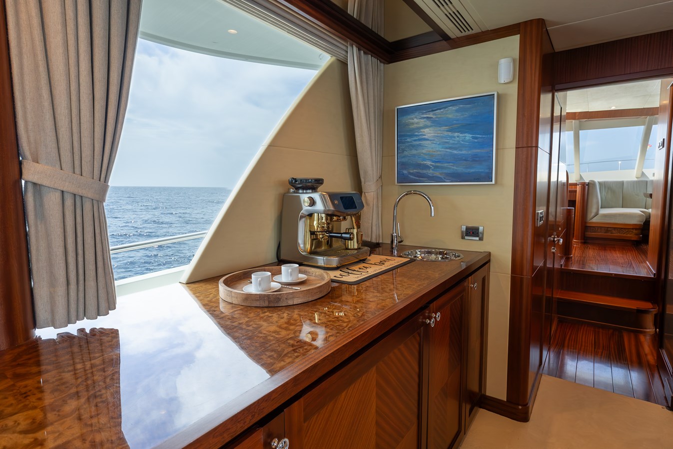 90' Ocean Alexander 