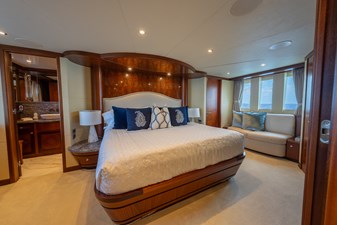 2013 OCEAN ALEXANDER 90 Skylounge  - photo 30